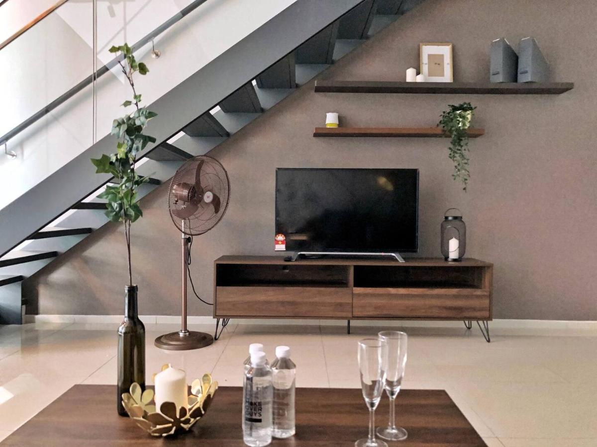 Modern Industrial Duplex Loft- Ekocheras-Mrt 3Pax Kuala Lumpur Ngoại thất bức ảnh